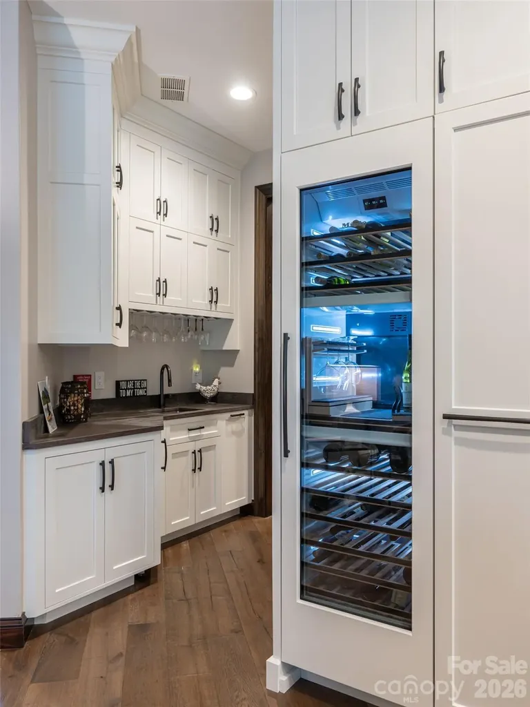 151 Bridgewater Drive Fletcher NC 28732