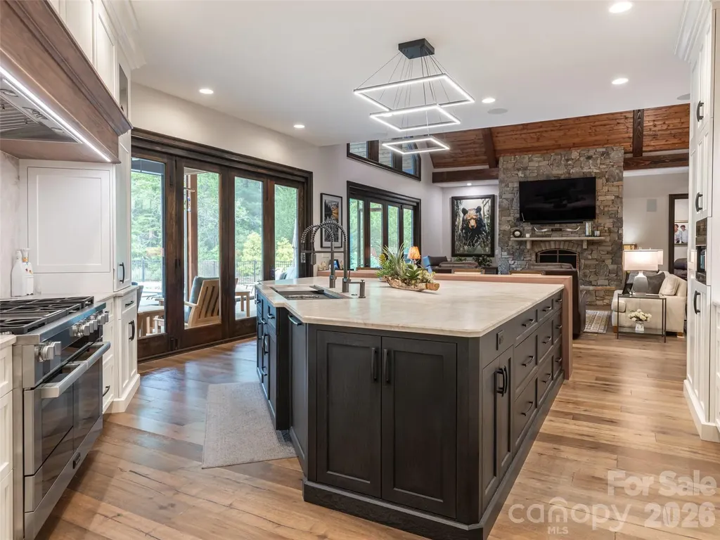 151 Bridgewater Drive Fletcher NC 28732