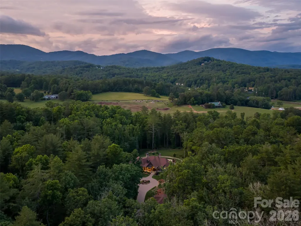 151 Bridgewater Drive Fletcher NC 28732