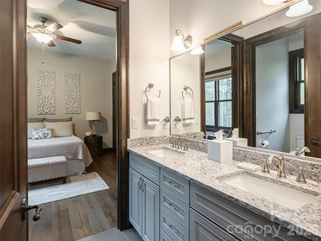 151 Bridgewater Drive Fletcher NC 28732