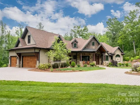 151 Bridgewater Drive Fletcher NC 28732