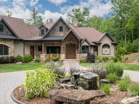 151 Bridgewater Drive Fletcher NC 28732