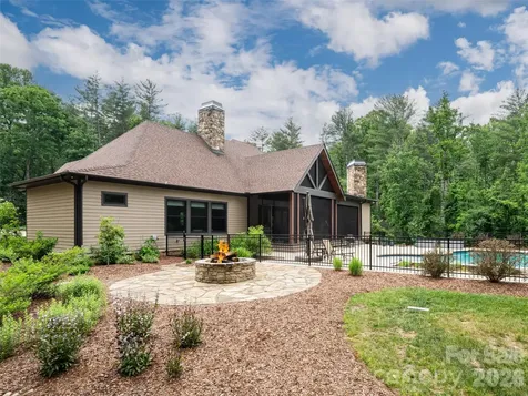 151 Bridgewater Drive Fletcher NC 28732