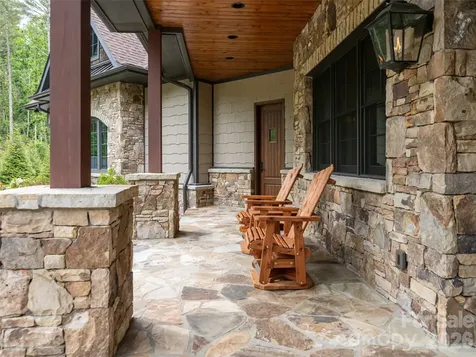 151 Bridgewater Drive Fletcher NC 28732