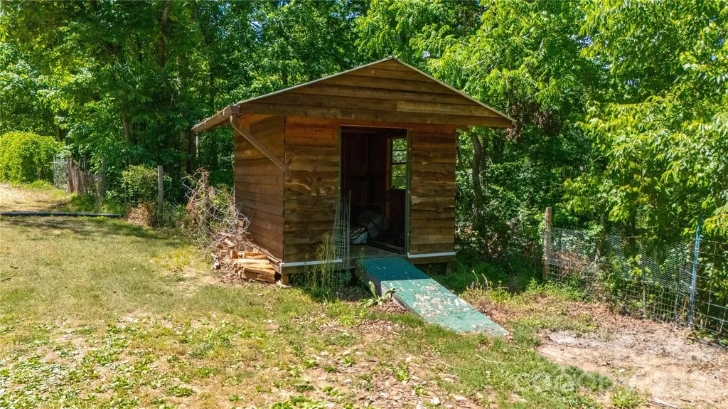 47 Johnson Drive Marion NC 28752