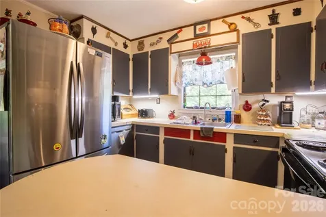 47 Johnson Drive Marion NC 28752
