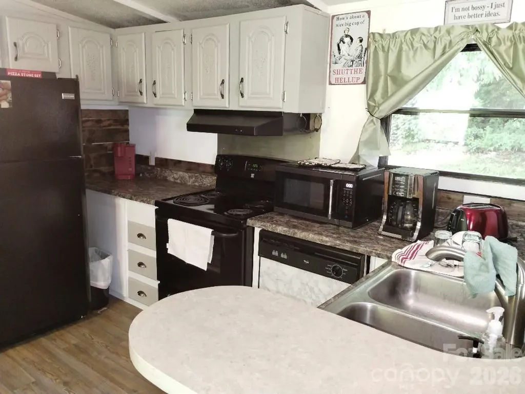 729 Don Felmet Road Marshall NC 28753