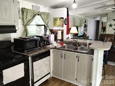 729 Don Felmet Road Marshall NC 28753