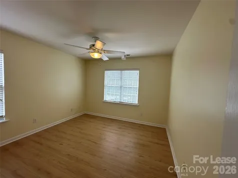9110 Scarcliff Lane Charlotte NC 28277