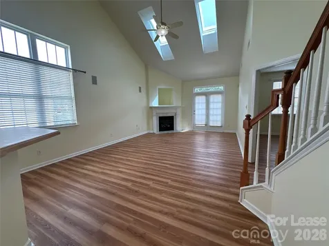 9110 Scarcliff Lane Charlotte NC 28277