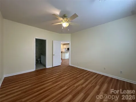 9110 Scarcliff Lane Charlotte NC 28277