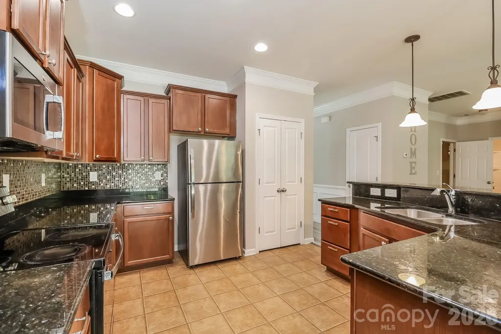 2104 Verde Creek Road Charlotte NC 28214