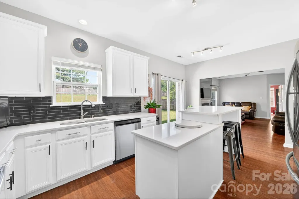2508 Oakdale Creek Lane Charlotte NC 28216