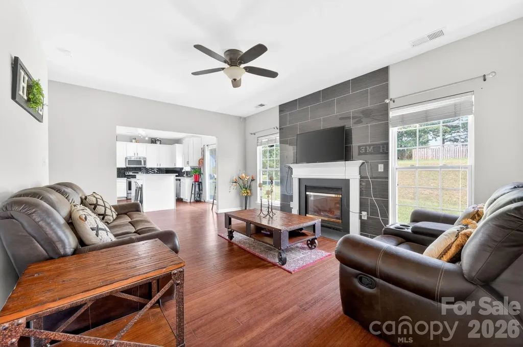 2508 Oakdale Creek Lane Charlotte NC 28216