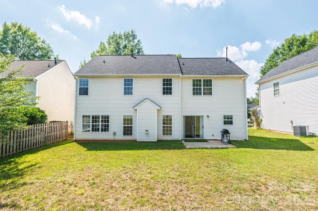 2508 Oakdale Creek Lane Charlotte NC 28216