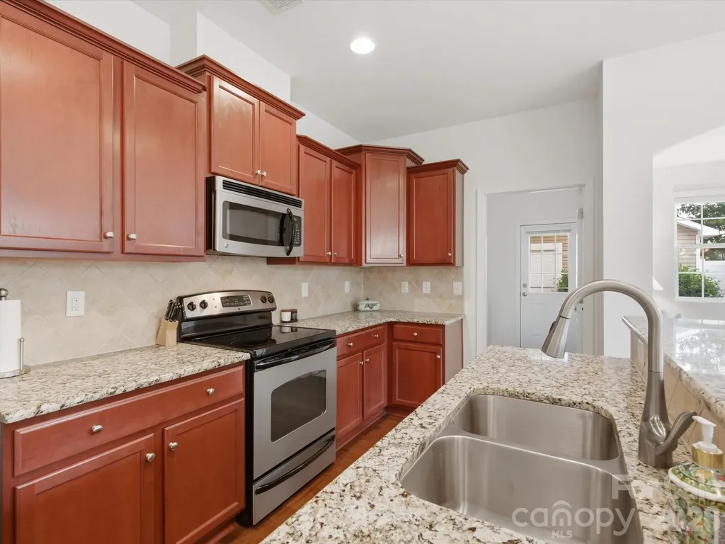 18439 The Commons Boulevard Cornelius NC 28031