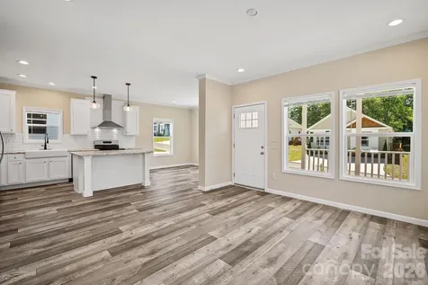 123 Bellamy Road Asheville NC 28806