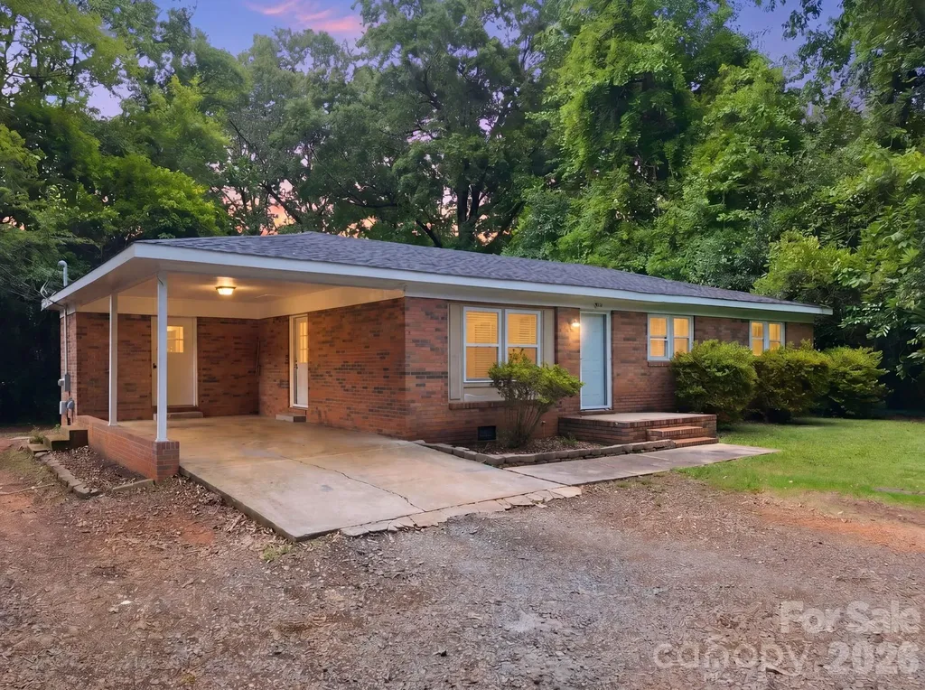 304 Shady Lane Norwood NC 28128