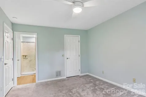 405 Wild Oak Lane Hendersonville NC 28791
