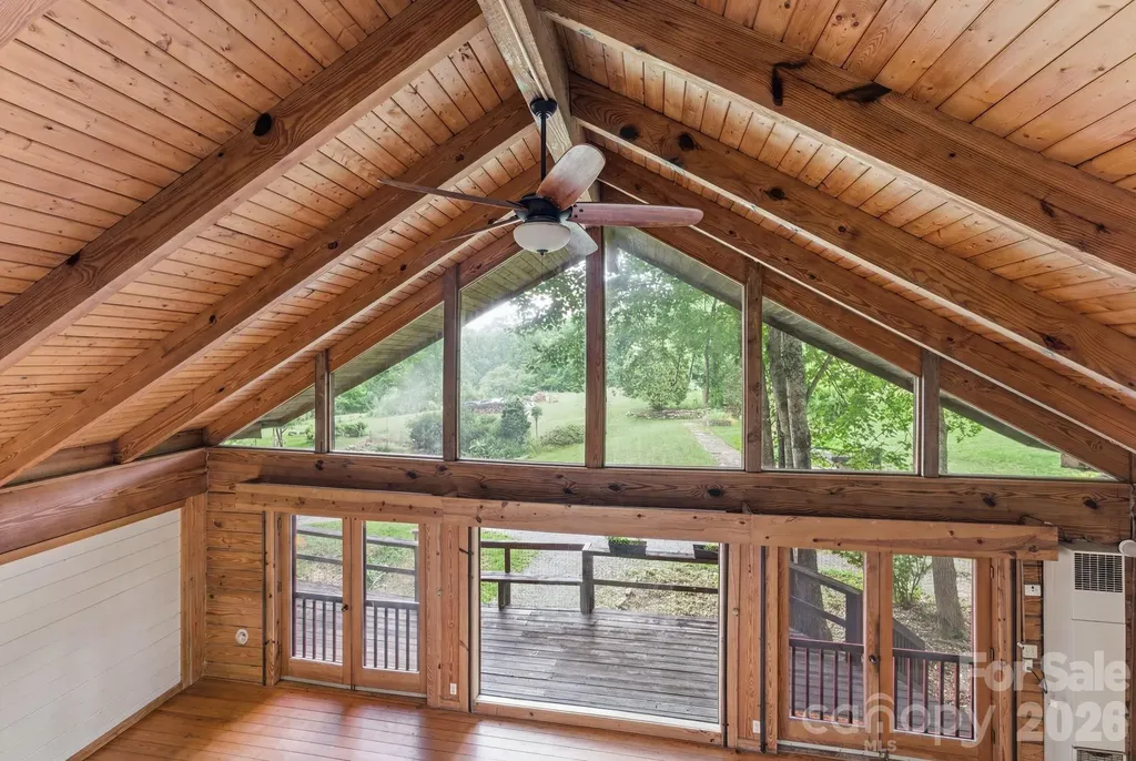 429 Biodome Drive Waynesville NC 28785