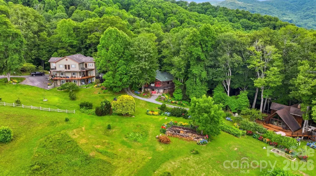 429 Biodome Drive Waynesville NC 28785