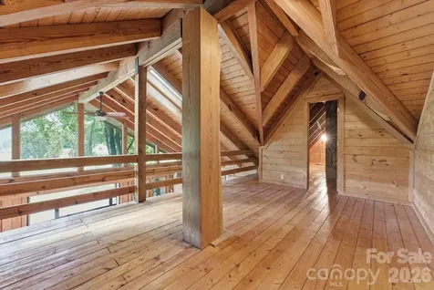 429 Biodome Drive Waynesville NC 28785