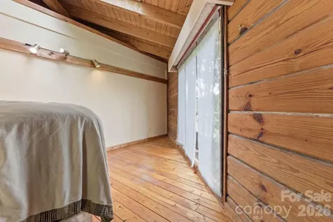 429 Biodome Drive Waynesville NC 28785