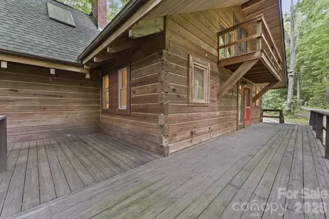 429 Biodome Drive Waynesville NC 28785