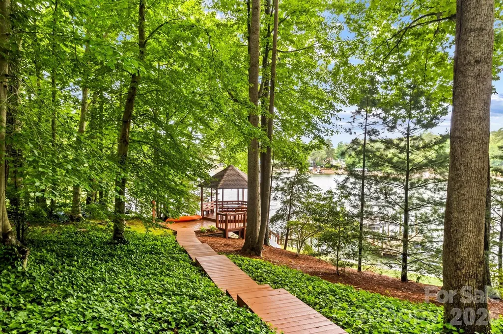 8460 Keven Circle Sherrills Ford NC 28673