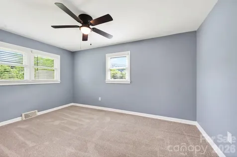 65 Farley Street Waynesville NC 28786