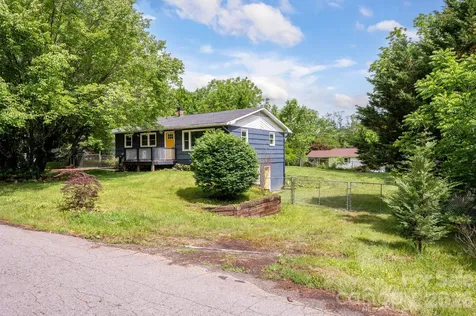 65 Farley Street Waynesville NC 28786