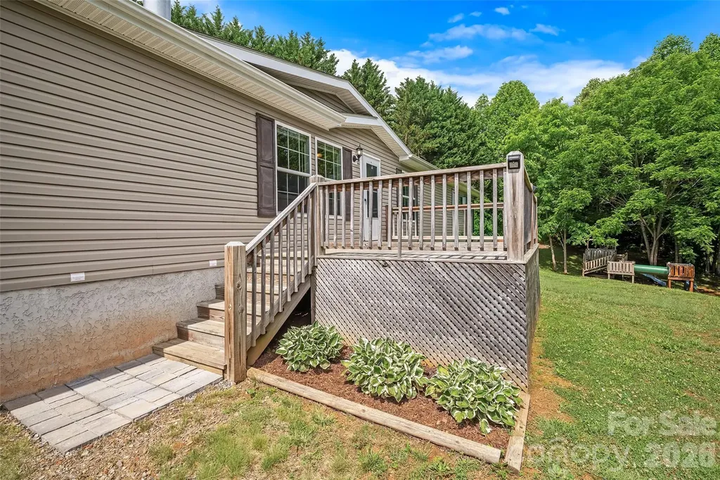 11 Misty Lane Candler NC 28715