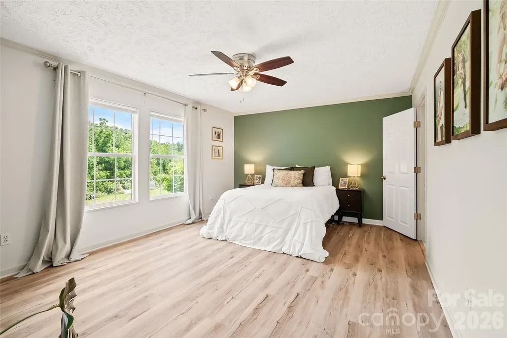 11 Misty Lane Candler NC 28715