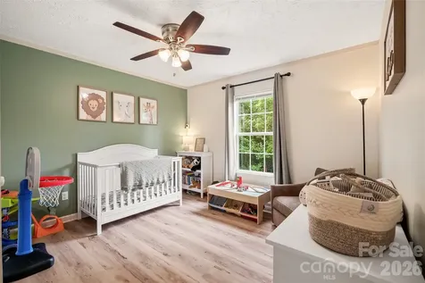 11 Misty Lane Candler NC 28715