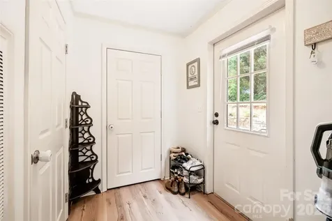 11 Misty Lane Candler NC 28715