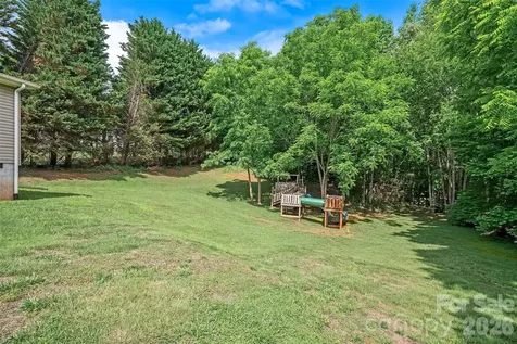 11 Misty Lane Candler NC 28715