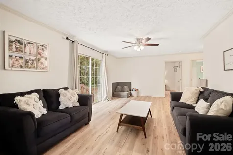 11 Misty Lane Candler NC 28715