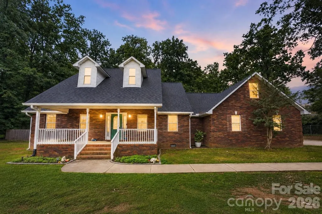 4403 Hubbard Road Charlotte NC 28269