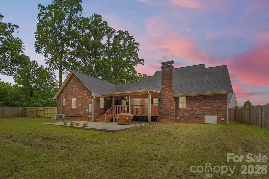4403 Hubbard Road Charlotte NC 28269