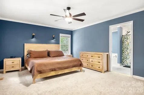4403 Hubbard Road Charlotte NC 28269