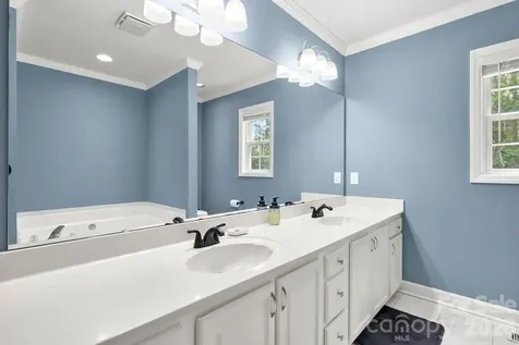 4403 Hubbard Road Charlotte NC 28269