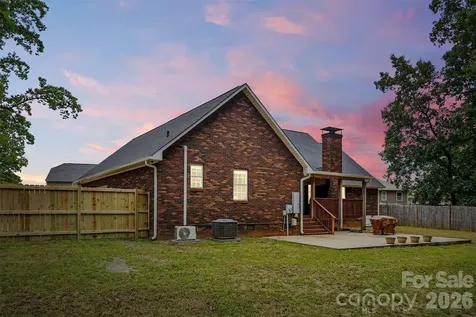 4403 Hubbard Road Charlotte NC 28269