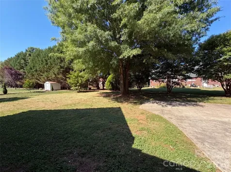 103 Hampshire Court Salisbury NC 28144