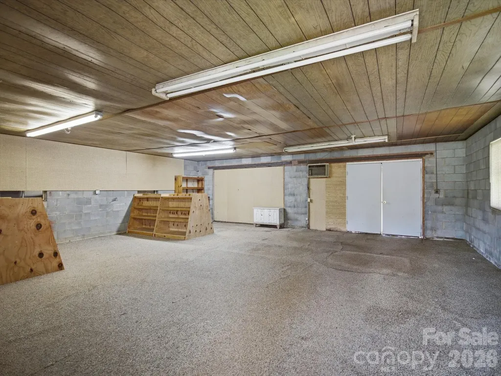 2401 Lail Road Morganton NC 28655