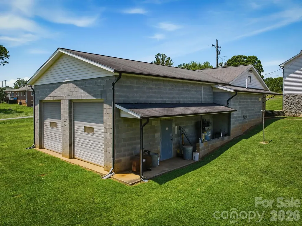 2401 Lail Road Morganton NC 28655