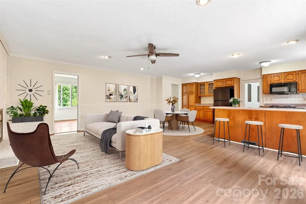 35 Mountain Terrace Asheville NC 28806