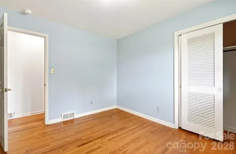 35 Mountain Terrace Asheville NC 28806