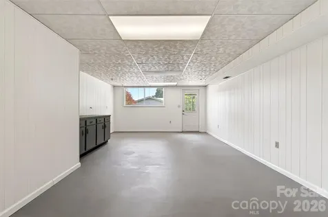 35 Mountain Terrace Asheville NC 28806