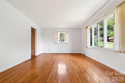 35 Mountain Terrace Asheville NC 28806