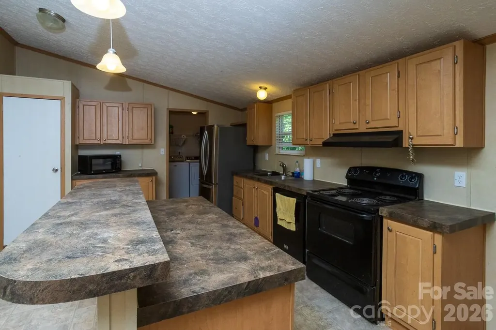 22 Hazelwood Road Asheville NC 28806